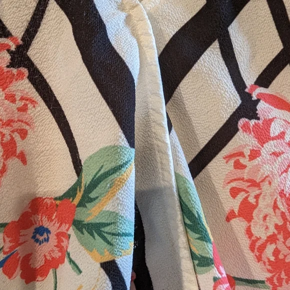 EUC Flying Tomato floral kimono style blouse L - Picture 6 of 6